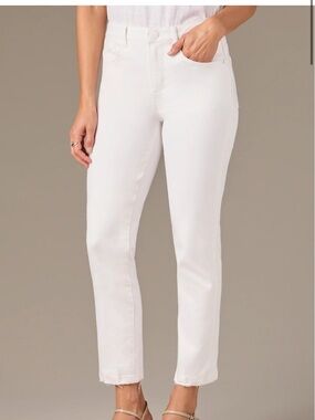 Wit & Wisdom Logan high rise wide leg”ab” solution vintage skinny white jean 10